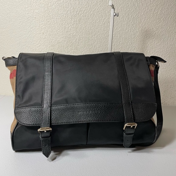Burberry Diaper bag - Picture 1 of 11